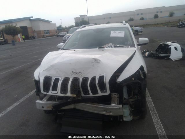 1C4PJMCS9GW303995 Jeep Cherokee Latitude