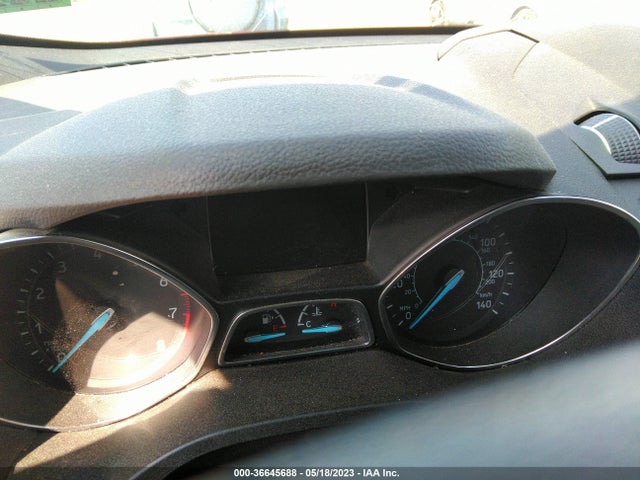1FMCU9J91JUC72601 Ford Escape Titanium
