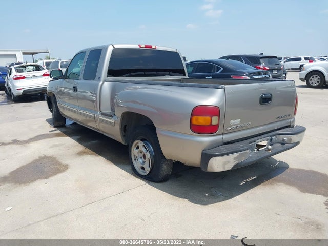 2000 CHEVROLET SILVERADO 1500 LS VIN: 2GCEC19T6Y1291314