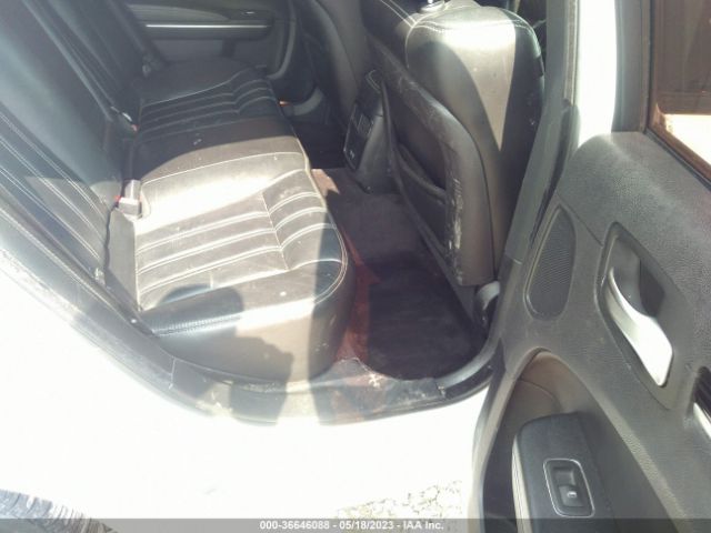 2C3CCAGG0HH585901 Chrysler 300 300s