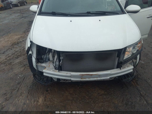 Honda Odyssey Touring 2015 5FNRL5H99FB094808 Image 6
