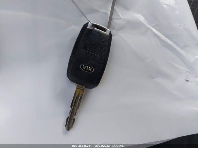 3KPFL4A7XHE013443 KIA FORTE LX