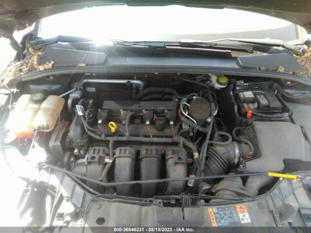 1FADP3F22FL338293 Ford FOCUS SE