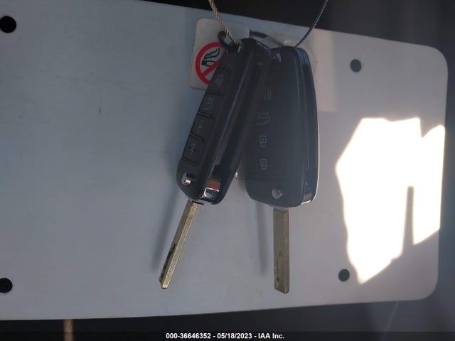 Hyundai Kona Se 2021 KM8K12AAXMU644365 Image 3