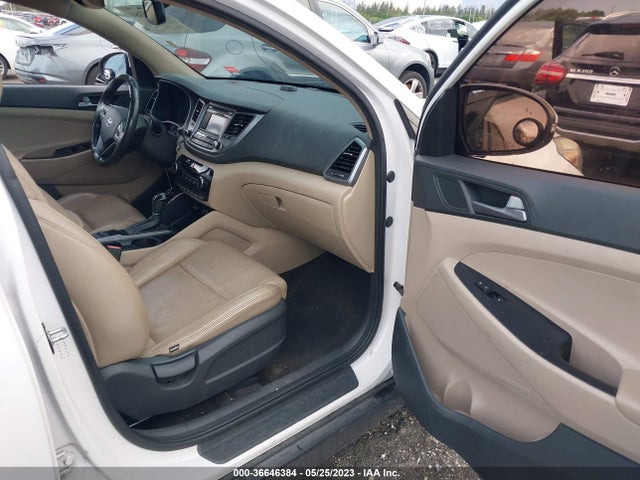 2016 HYUNDAI TUCSON SPORT VIN: KM8J33A28GU257404