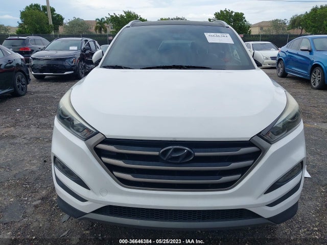 2016 HYUNDAI TUCSON SPORT VIN: KM8J33A28GU257404