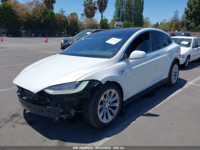 5YJXCDE22KF203869 Tesla MODEL X