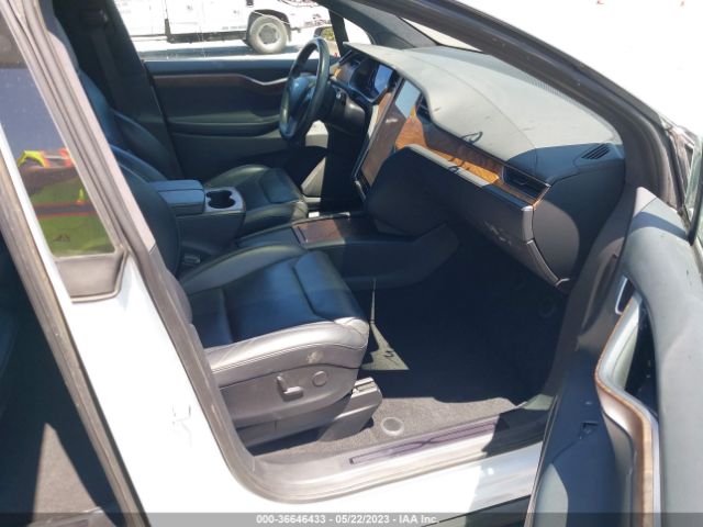 5YJXCDE22KF203869 Tesla MODEL X