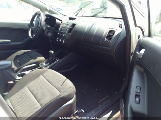 KNAFK5A82H5691047 KIA Forte5 Lx