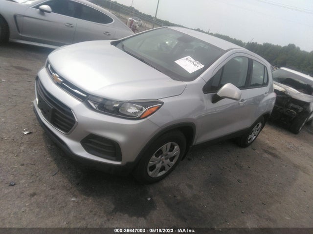 Chevrolet TRAX LS 2017 3GNCJKSB6HL282400 Image 2