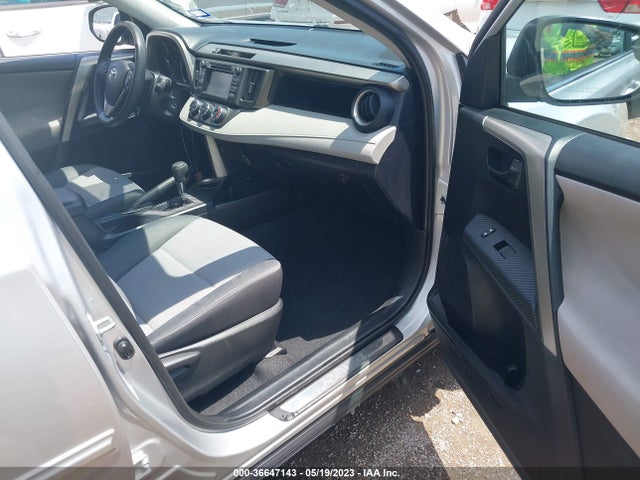 Toyota RAV4 LE 2015 2T3ZFREV1FW148354 Image 5