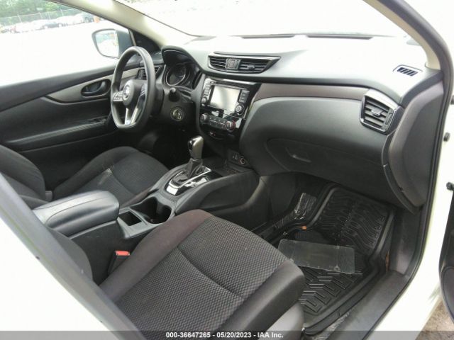 JN1BJ1CR2KW337780 Nissan Rogue Sport S