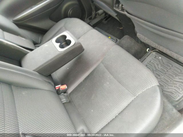 JN1BJ1CR2KW337780 Nissan Rogue Sport S