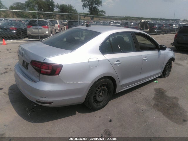 3VW267AJ9GM333776 Volkswagen Jetta Sedan 1.4t S W/technology