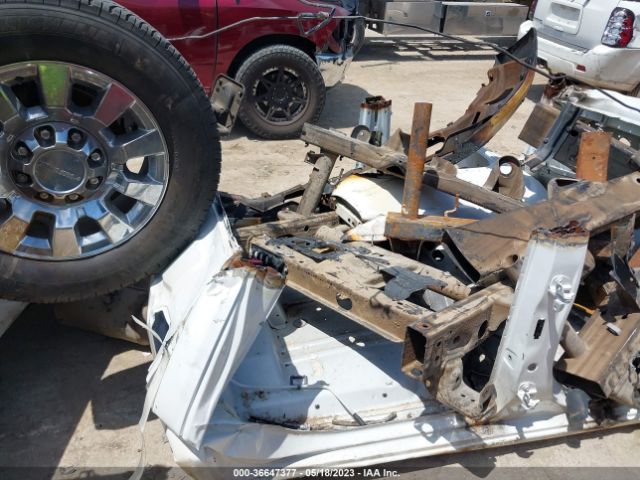 1GT12UEY6HF174670 GMC Sierra 2500hd Denali