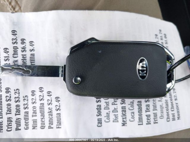 3KPF24AD0ME312877 KIA Forte Lxs