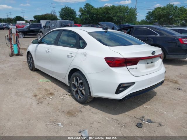 3KPF24AD0ME312877 KIA Forte Lxs