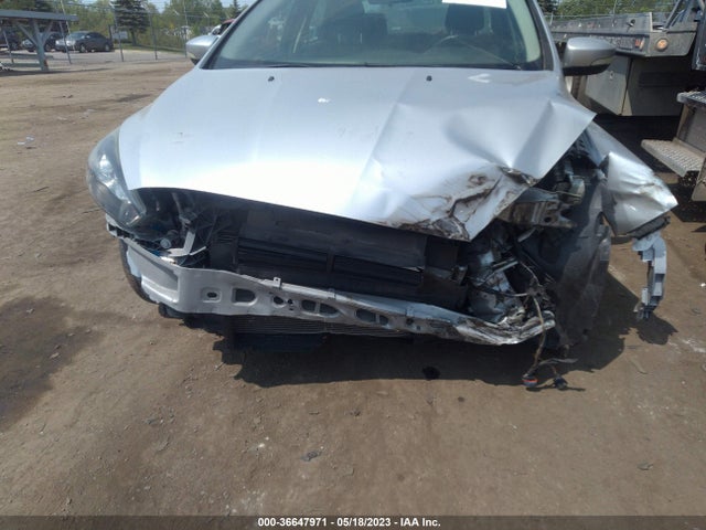 2016 FORD FOCUS SE VIN: 1FADP3F20GL345776