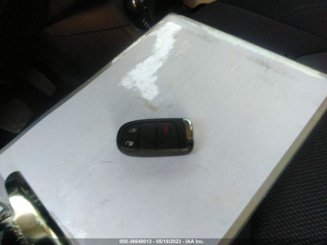 Jeep Renegade Latitude 2016 ZACCJBBT6GPD93357 Image 11