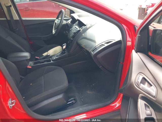 2015 FORD FOCUS SE VIN: 1FADP3F22FL327424