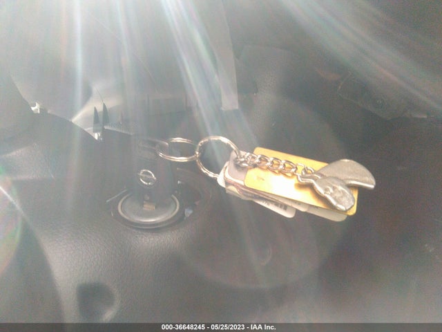 2011 NISSAN ROGUE S VIN: JN8AS5MT0BW565417