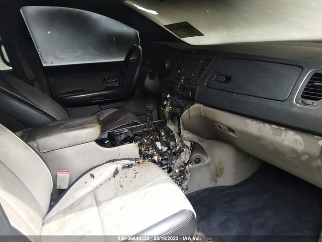 2020 Kia Sedona, VIN: KNDMB5C15L6620065