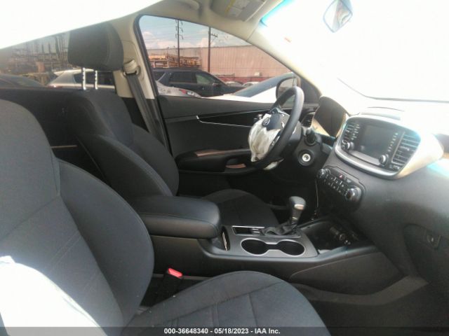 5XYPG4A33KG549957 KIA SORENTO LX