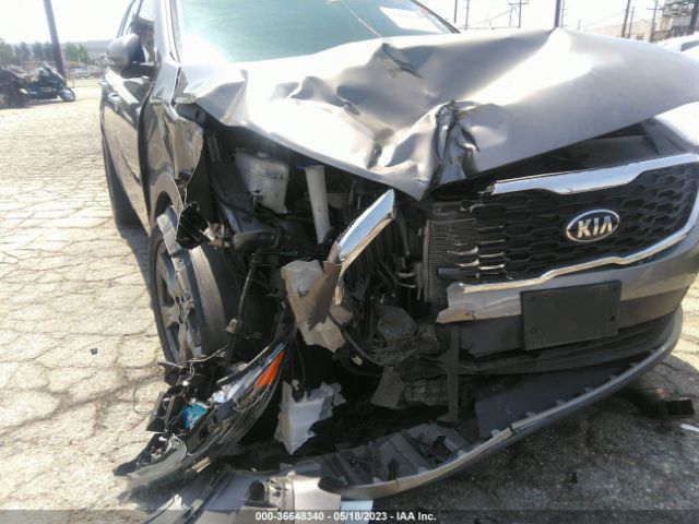 5XYPG4A33KG549957 KIA SORENTO LX