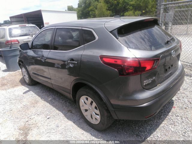 JN1BJ1CR8JW282427 Nissan Rogue Sport S