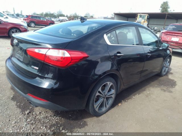 KNAFX4A86G5575232 KIA FORTE EX