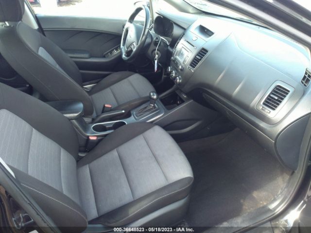 KNAFX4A86G5575232 KIA FORTE EX