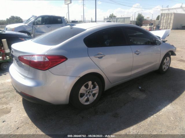 KNAFK4A66F5386754 KIA FORTE LX