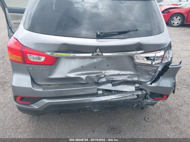 JA4AP3AUXJU024121 Mitsubishi Outlander Sport 2.0