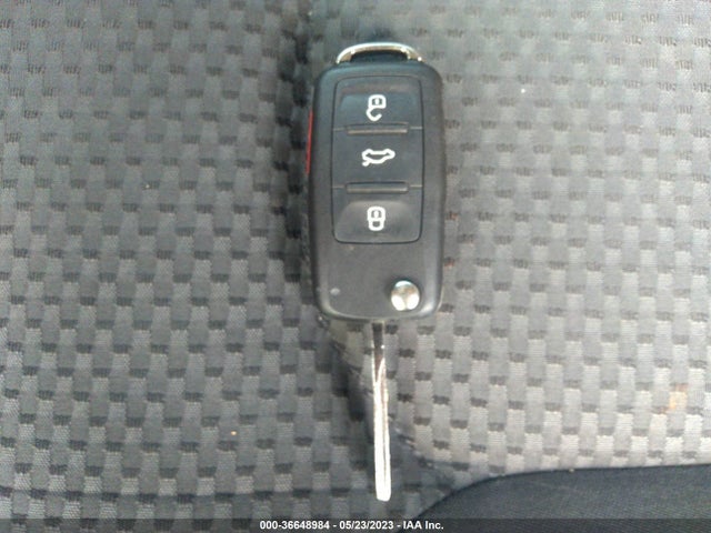2013 VOLKSWAGEN PASSAT S W/APPEARANCE VIN: 1VWAP7A39DC034862