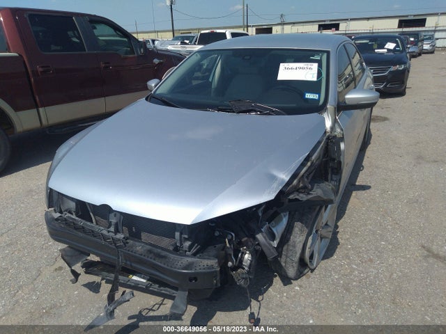 1VWAT7A32FC118732 Volkswagen Passat 1.8t Limited Edition