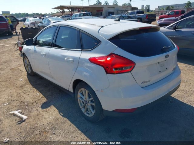 1FADP3K27FL327019 Ford FOCUS SE