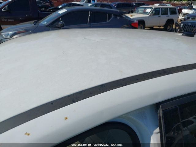 1FADP3K27FL327019 Ford FOCUS SE