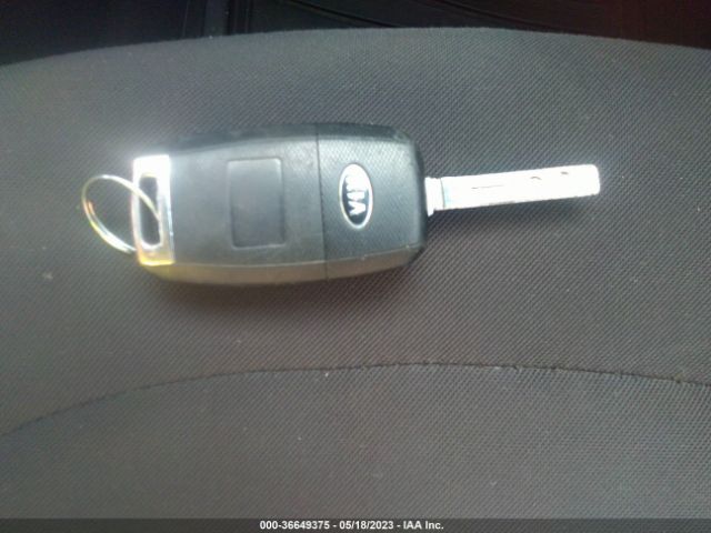 KNDJN2A25F7754433 KIA Soul Base