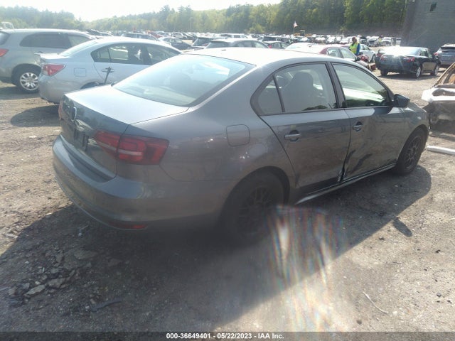3VW267AJ5GM343009 Volkswagen Jetta Sedan 1.4t S