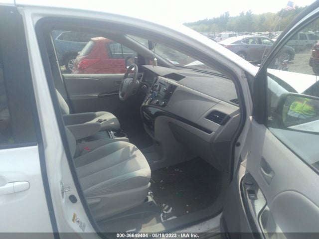 2011 TOYOTA SIENNA LE VIN: 5TDKK3DC4BS140660