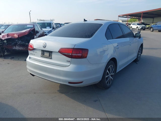 3VWDB7AJ1HM340906 Volkswagen Jetta 1.4t Se