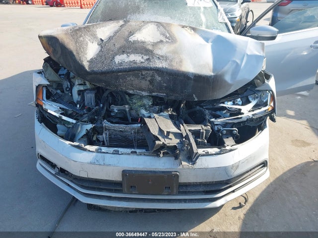 3VWDB7AJ1HM340906 Volkswagen Jetta 1.4t Se