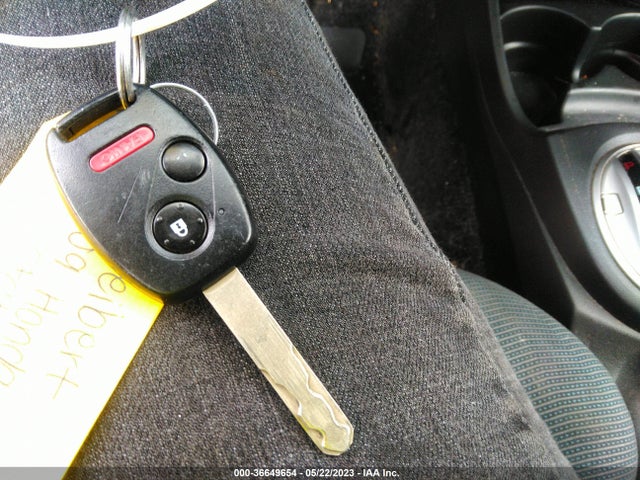 2009 HONDA FIT SPORT VIN: JHMGE884X9S019080