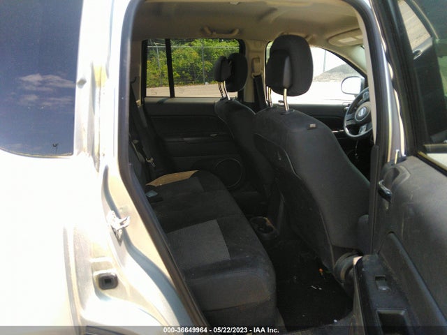 2014 JEEP COMPASS SPORT VIN: 1C4NJDBB0ED598373