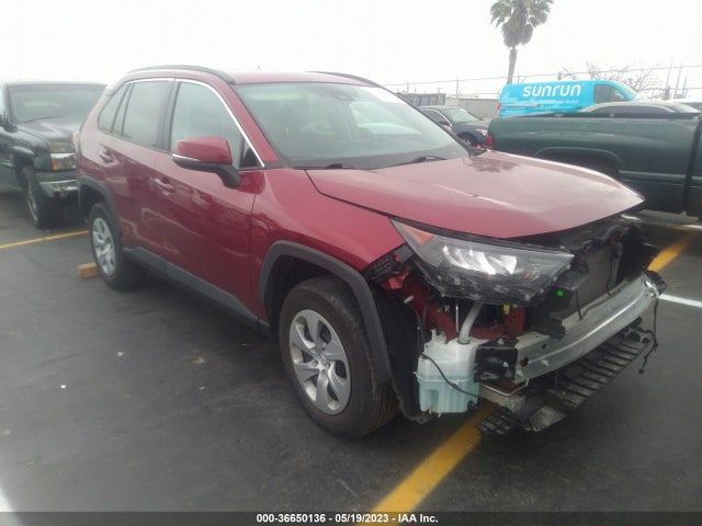 Toyota RAV4 LE 2019 2T3K1RFV5KW048878 Image 1
