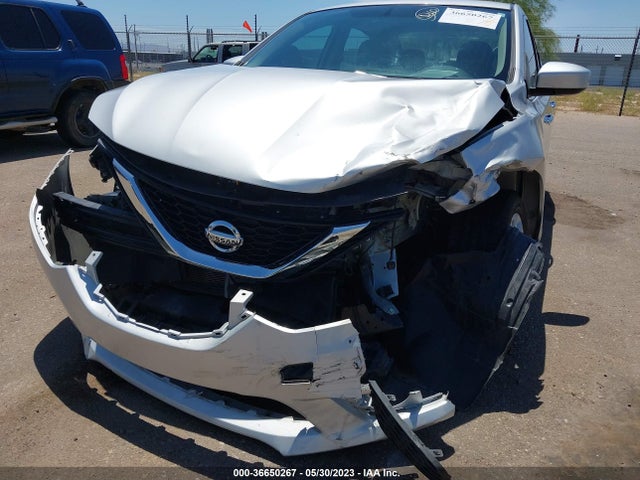 2018 NISSAN SENTRA SV VIN: 3N1AB7AP2JL651270