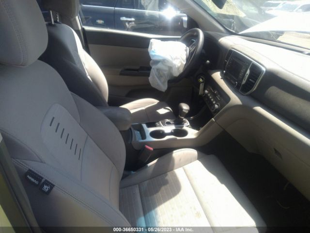 KNDPMCAC8J7303193 KIA Sportage Lx