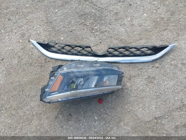 3VVRX7B22NM057977 Volkswagen TAOS SE