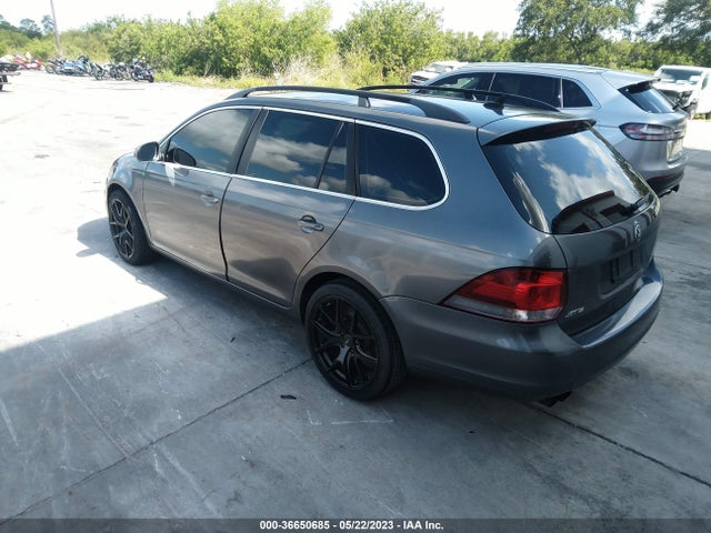 2010 VOLKSWAGEN JETTA SPORTWAGEN TDI VIN: 3VWPL7AJ7AM691710