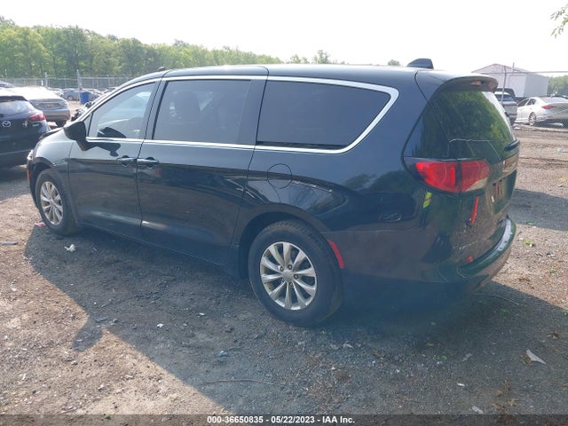 2C4RC1DG2HR531889 Chrysler Pacifica Touring